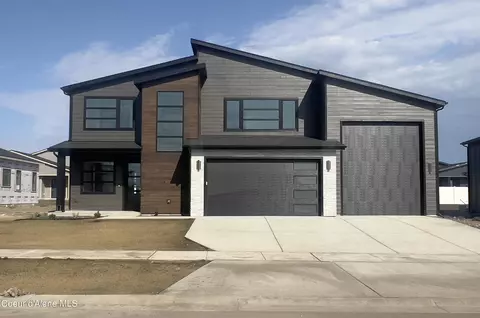 12955 N Krauss Cir, Rathdrum, ID 83858