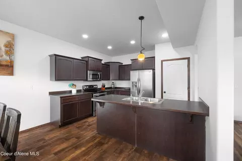 Kitchen - 1692 E Warbler Ln, Post Falls, ID 83854 photo 1 of 4