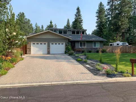 3019 E Rivercrest Dr, Post Falls, ID 83854
