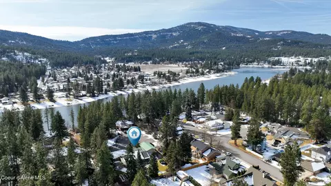 View/Area - 3019 E Rivercrest Dr, Post Falls, ID 83854 photo 6 of 11