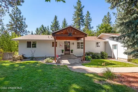 15787 W Hollister Hills Dr, Hauser, ID 83854