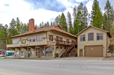341 Bayview Dr, Coolin, ID 83821
