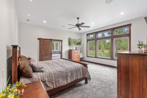 Bedroom - 8221 E Scout Trail Rd, Athol, ID 83801 photo 2 of 4