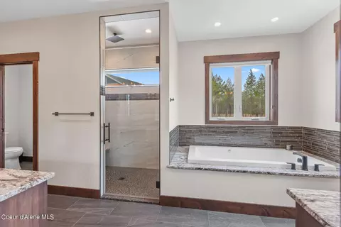 Bath - 8221 E Scout Trail Rd, Athol, ID 83801 photo 1 of 5