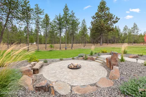 Exterior - 8221 E Scout Trail Rd, Athol, ID 83801 photo 6 of 15