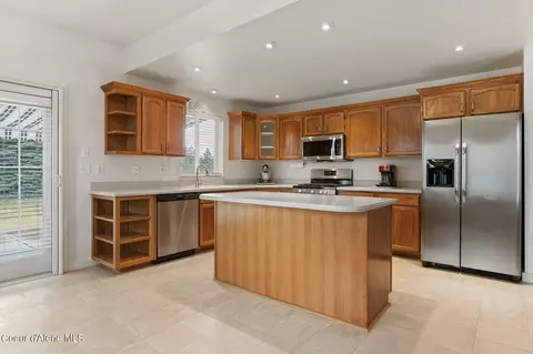 Kitchen - 4156 E Lupin Ln, Athol, ID 83801 photo 1 of 3