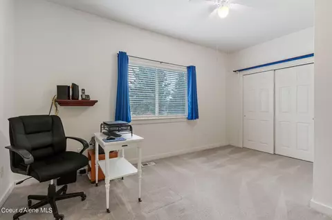 Bedroom - 4156 E Lupin Ln, Athol, ID 83801 photo 4 of 7