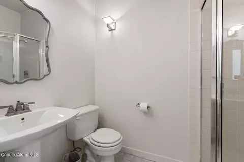 Bath - 4156 E Lupin Ln, Athol, ID 83801 photo 3 of 4