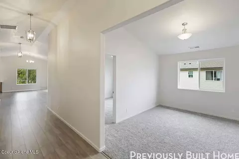 1362 E Allenby Aveue, Post Falls, ID 83854 photo 5