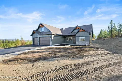 21927 N Ceylon Rd, Rathdrum, ID 83858