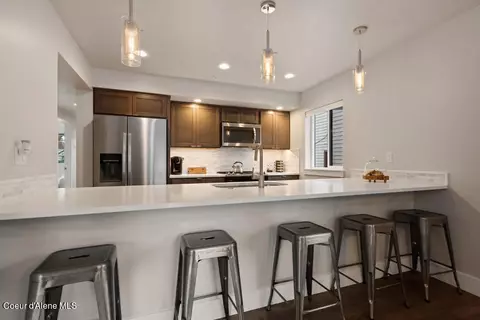 915 E Sherman Ave # A, Coeur D'alene, ID 83814