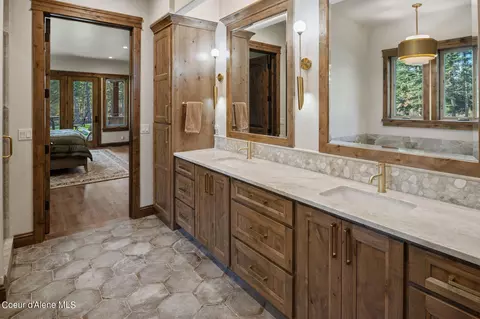 2117 E Amulet Cir, Rathdrum, ID 83858 photo 6