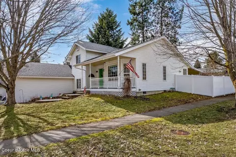 5621 N Santa Maria Dr, Coeur D'alene, ID 83815