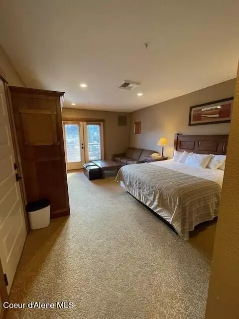 150 Morning Star Dr #370, Kellogg, ID 83837
