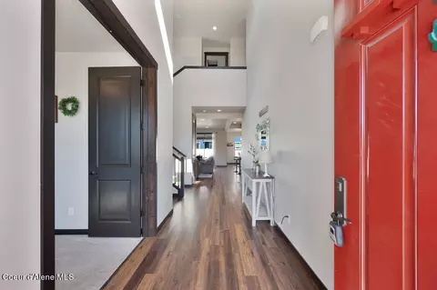 Entry Way - 3671 N Cyprus Fox Loop, Post Falls, ID 83854 photo 2 of 10