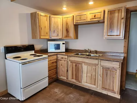 458 Second St, Mullan, ID 83846 photo 5