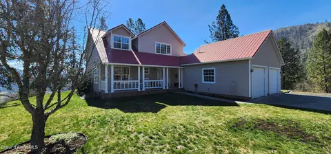 309 Locust Rd, Kamiah, ID 83536