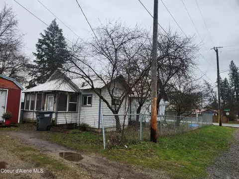 187 E Jackson Ave, Priest River, ID 83856 photo 4
