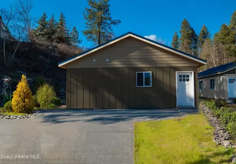 6525 Chinook St, Bonners Ferry, ID 83805
