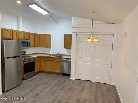 112 W 20th Ave, Post Falls, ID 83854 photo 3