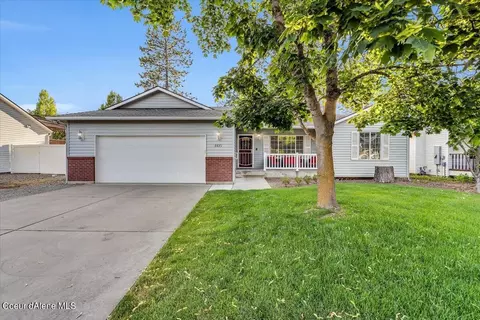 6671 N Windy Pines St, Coeur D'alene, ID 83815