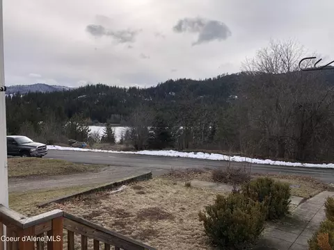 6379 Vermont St, Spirit Lake, ID 83869