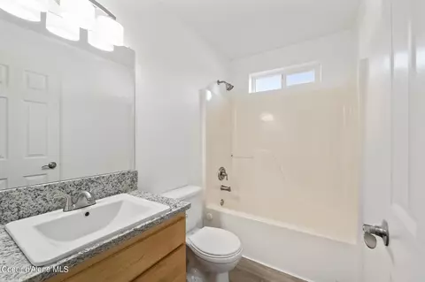 Bath - 1308 Mathison Dr, Sandpoint, ID 83864 photo 2 of 2