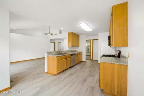 Kitchen - 1308 Mathison Dr, Sandpoint, ID 83864 photo 2 of 3