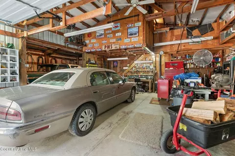 Exterior - 199 S Sagle Rd, Sagle, ID 83860 photo 5 of 13