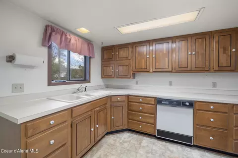 Kitchen - 503 E 21st Ave, Post Falls, ID 83854 photo 6 of 6