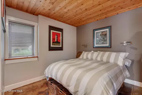 Bedroom - 6298 S Panorama View Dr, Harrison, ID 83833 photo 10 of 10