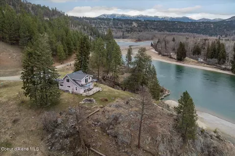 4146 District 2 Rd, Bonners Ferry, ID 83805
