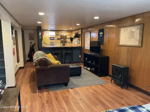 Living - 515 W Riverside Ave, Kellogg, ID 83837 photo 3 of 4