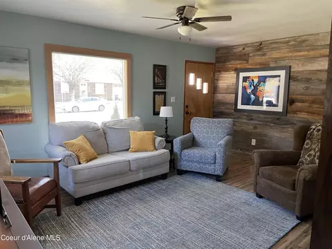 Living - 515 W Riverside Ave, Kellogg, ID 83837 photo 1 of 4