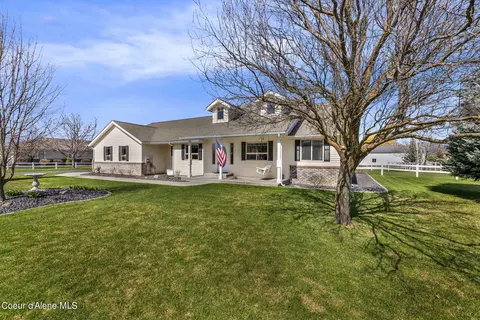 1237 W Grange Ave, Post Falls, ID 83854