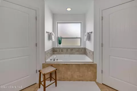 Bath - 1237 W Grange Ave, Post Falls, ID 83854 photo 6 of 8