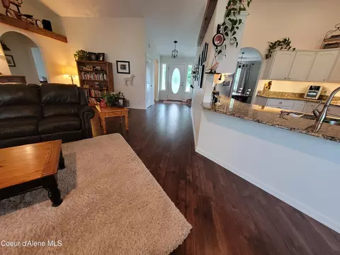 Living - 1237 W Grange Ave, Post Falls, ID 83854 photo 7 of 7