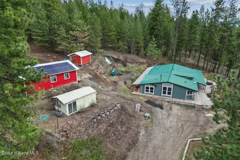 23020 N Dunn Rd, Chattaroy, WA 99003