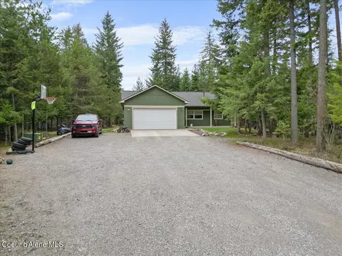 Exterior - 18277 W Spuler Ln, Hauser, ID 83854 photo 9 of 10