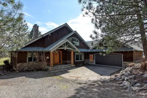 157 Golfview Ln, Sandpoint, ID 83864