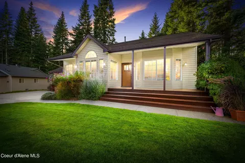 12739 N Rimrock Rd, Hayden, ID 83835