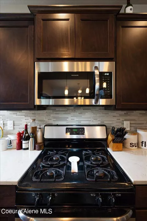 Kitchen - 2245 E Warbler Ln, Post Falls, ID 83854 photo 5 of 5