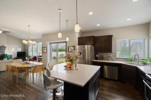 Kitchen - 2245 E Warbler Ln, Post Falls, ID 83854 photo 4 of 5