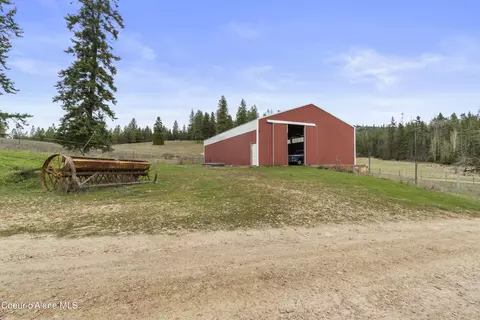 2713 E Badger Rd, Harrison, ID 83833 photo 4
