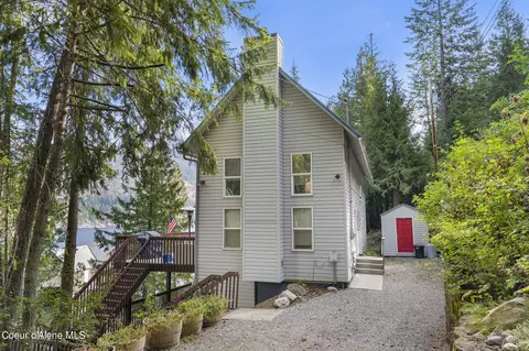 17293 E Hudson Bay Rd, Bayview, ID 83803