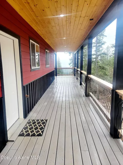 Exterior - 255 Baylen View Dr, Sagle, ID 83860 photo 4 of 8