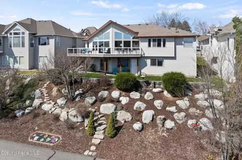 607 S Shelley Lake Ln, Veradale, WA 99037
