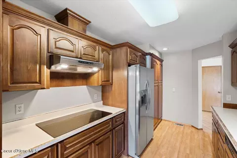 Kitchen - 204 E 1st Ave # E-18, Post Falls, ID 83854 photo 2 of 6