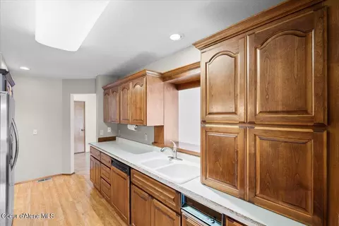 Kitchen - 204 E 1st Ave # E-18, Post Falls, ID 83854 photo 4 of 6
