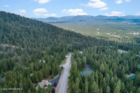 23388 N Teddy Loop, Rathdrum, ID 83858